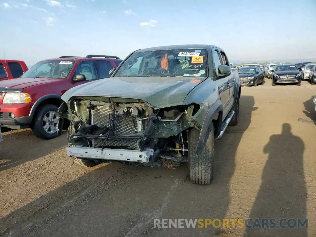 9 Photograph of a damaged car 3TMCZ5AN7NM501868 TOYOTA TACOMA 2022