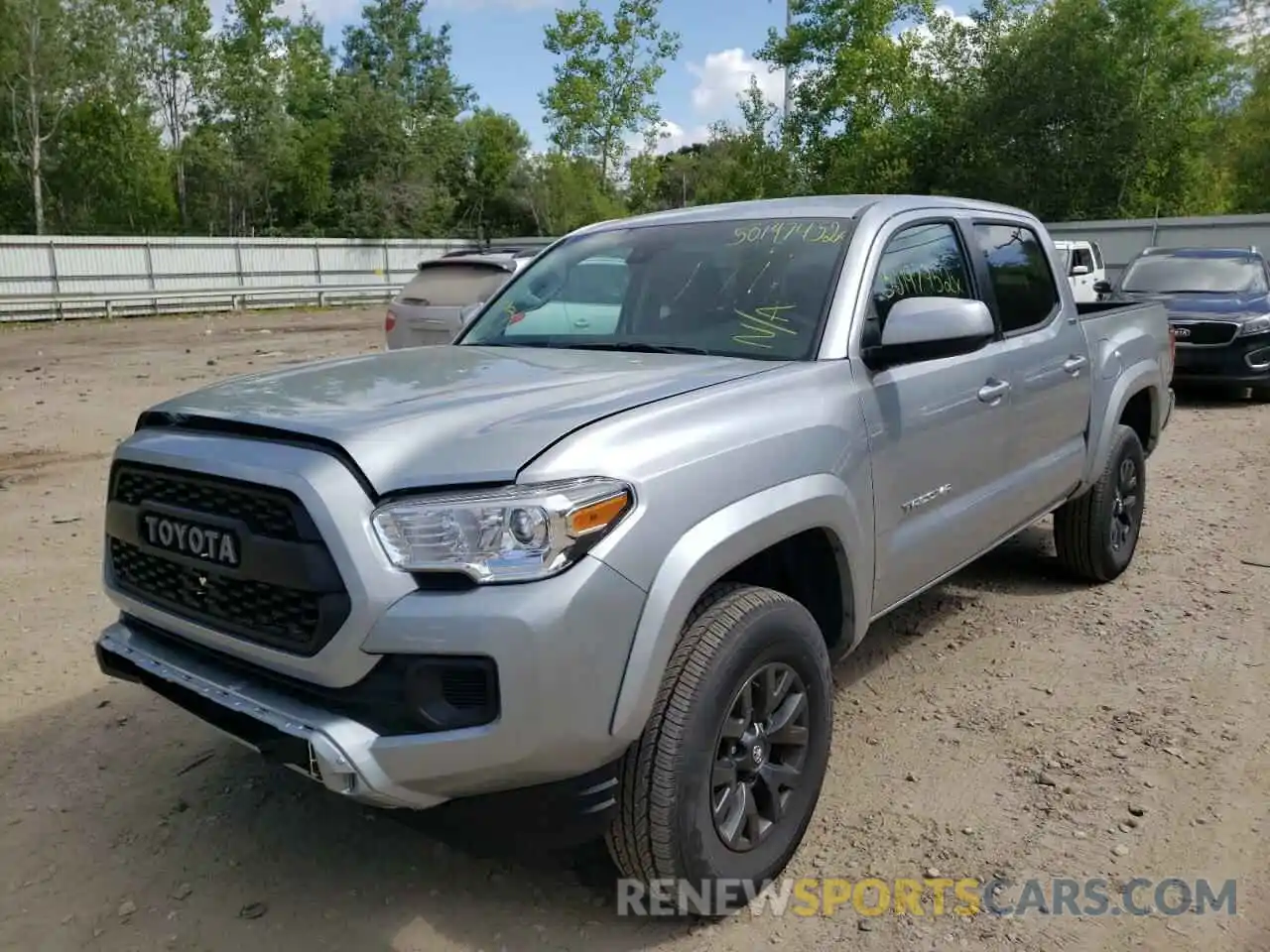 2 Photograph of a damaged car 3TMCZ5AN8NM454172 TOYOTA TACOMA 2022