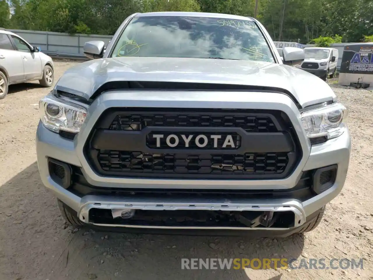 9 Photograph of a damaged car 3TMCZ5AN8NM454172 TOYOTA TACOMA 2022