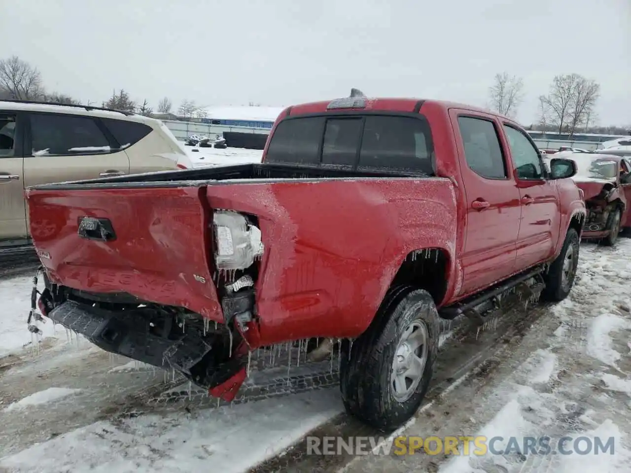 4 Photograph of a damaged car 3TMCZ5AN8NM457623 TOYOTA TACOMA 2022