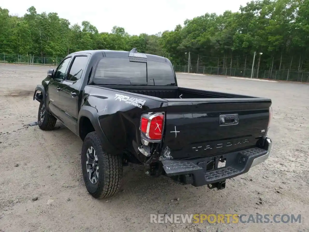 3 Photograph of a damaged car 3TMCZ5AN8NM463339 TOYOTA TACOMA 2022