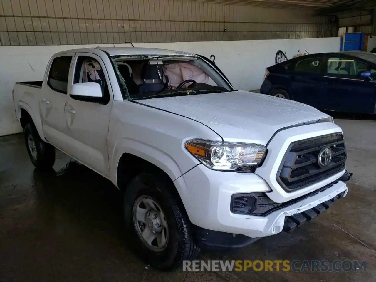 1 Photograph of a damaged car 3TMCZ5AN8NM467570 TOYOTA TACOMA 2022