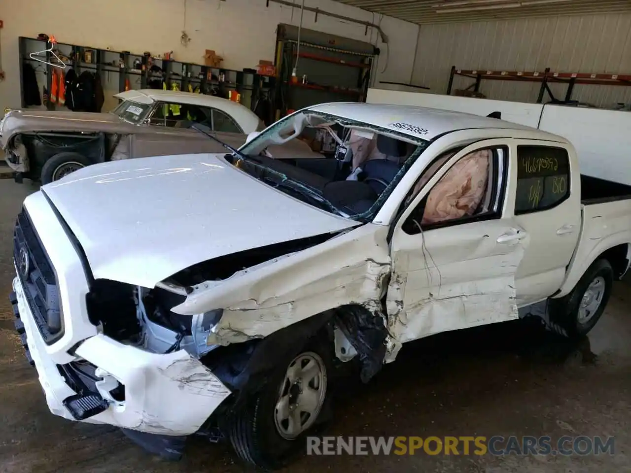 9 Photograph of a damaged car 3TMCZ5AN8NM467570 TOYOTA TACOMA 2022