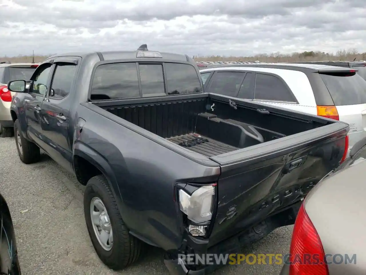 3 Photograph of a damaged car 3TMCZ5AN9NM456254 TOYOTA TACOMA 2022