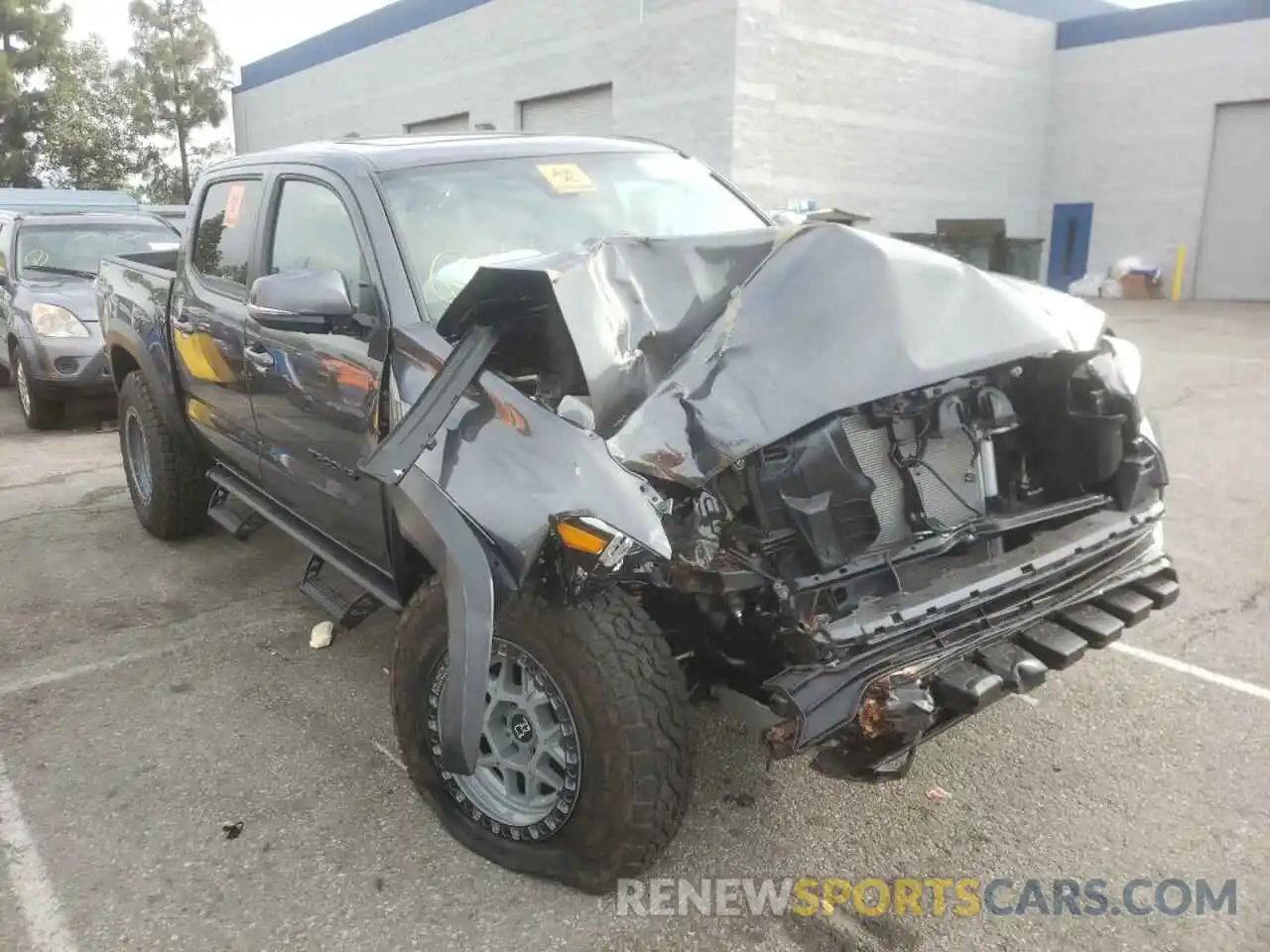 1 Photograph of a damaged car 3TMCZ5AN9NM461258 TOYOTA TACOMA 2022