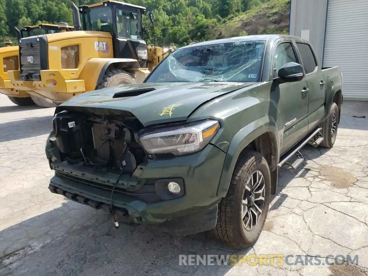 2 Photograph of a damaged car 3TMCZ5AN9NM468064 TOYOTA TACOMA 2022