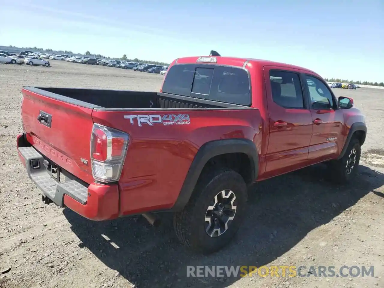 4 Photograph of a damaged car 3TMCZ5AN9NM475936 TOYOTA TACOMA 2022