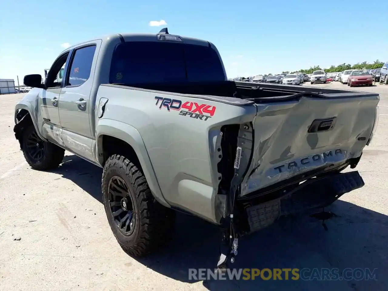 3 Photograph of a damaged car 3TMCZ5AN9NM481204 TOYOTA TACOMA 2022