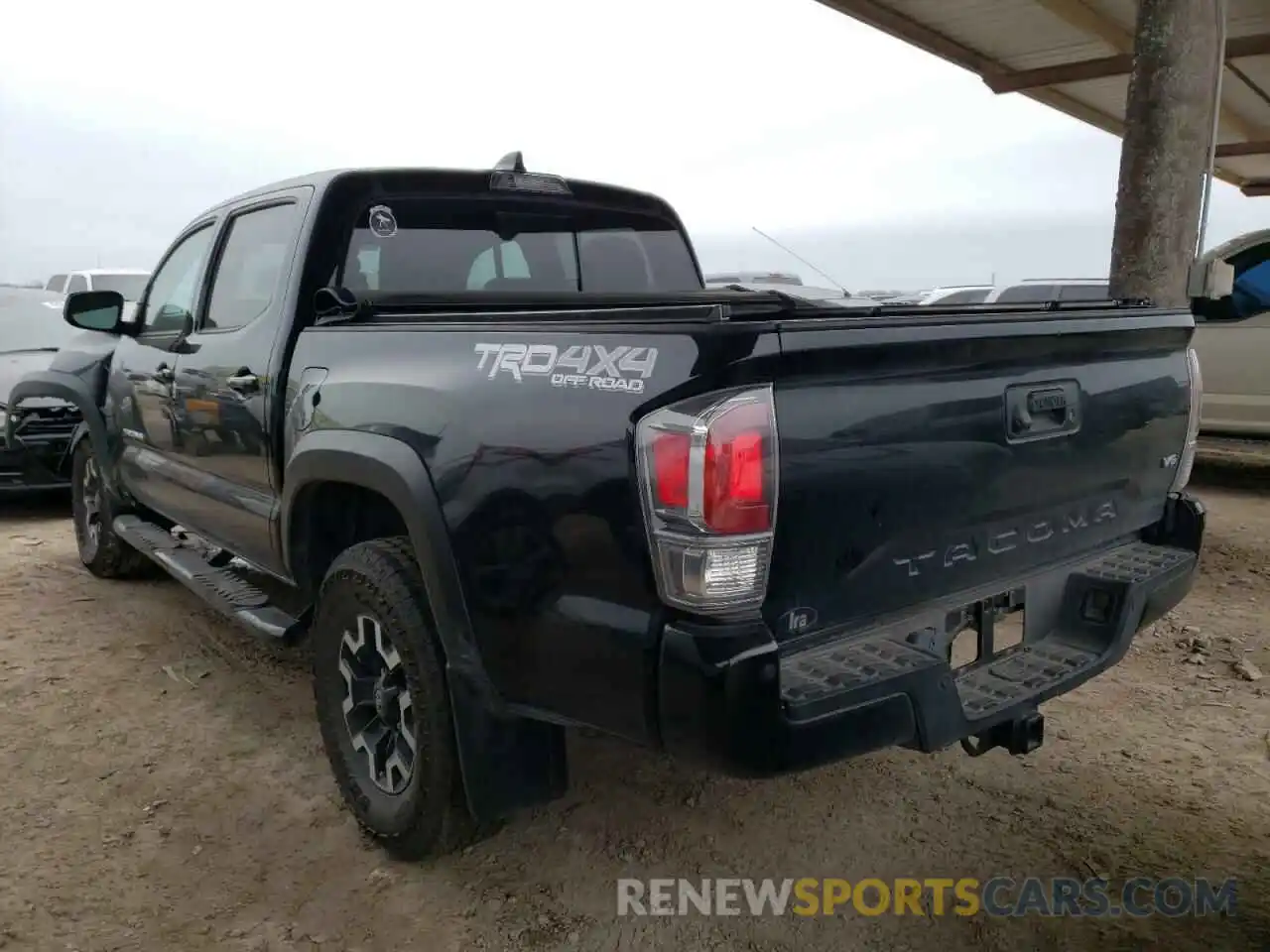 2 Photograph of a damaged car 3TMCZ5ANXNM463987 TOYOTA TACOMA 2022