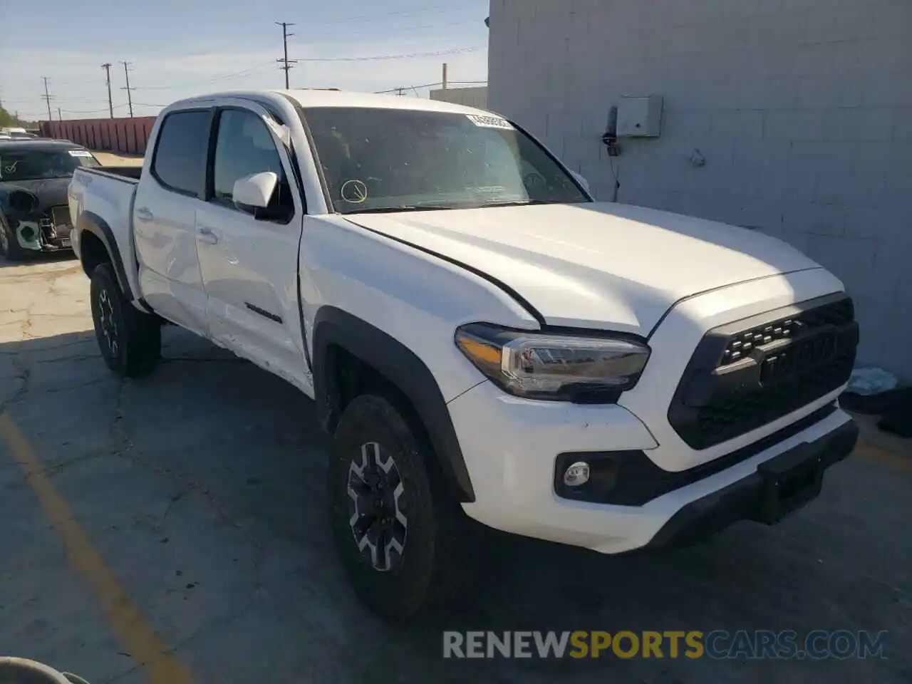 1 Photograph of a damaged car 3TMCZ5ANXNM469675 TOYOTA TACOMA 2022