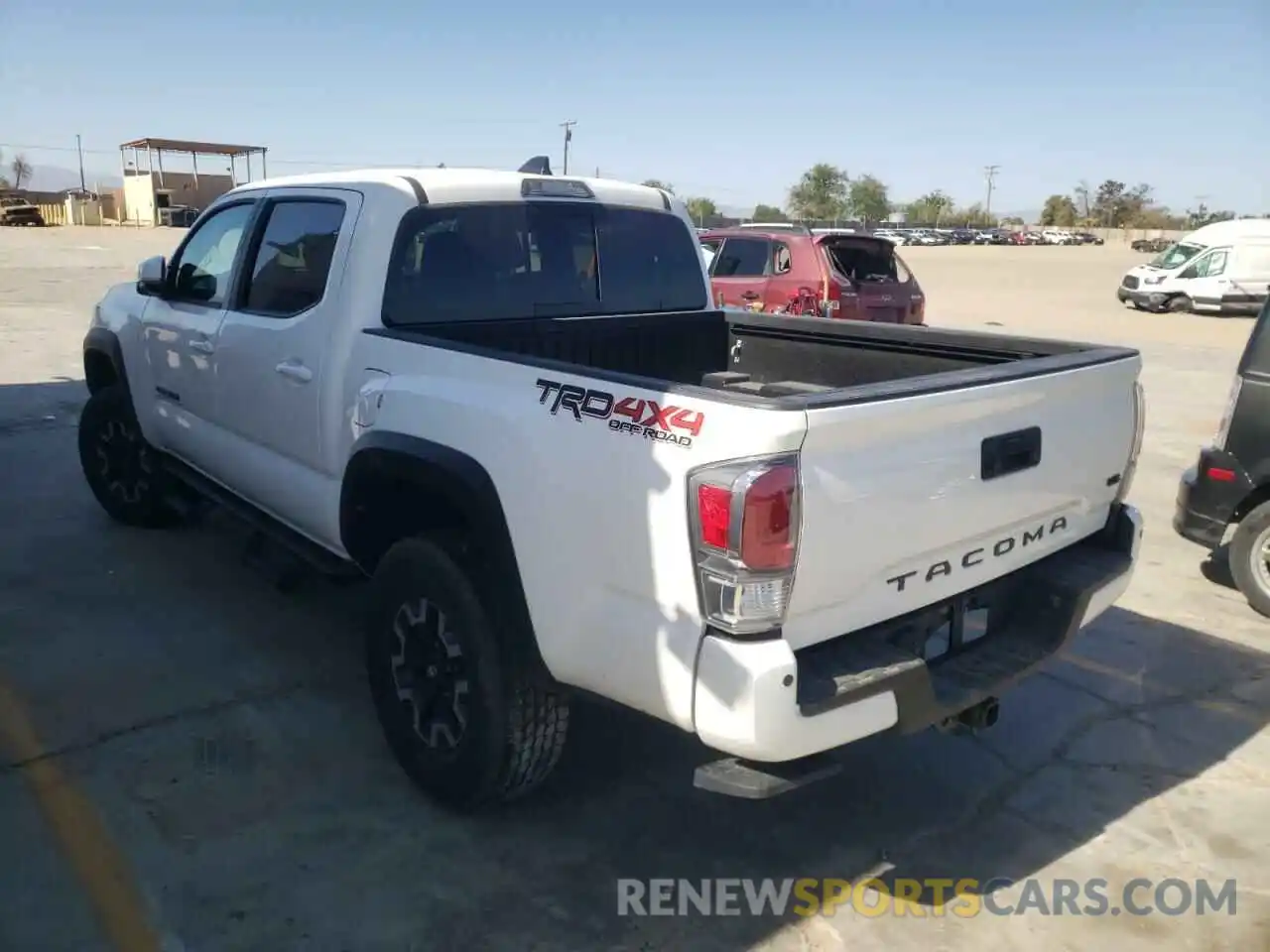 3 Photograph of a damaged car 3TMCZ5ANXNM469675 TOYOTA TACOMA 2022