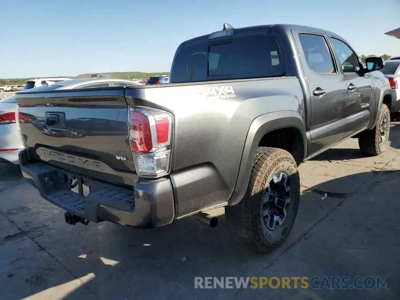 3 Photograph of a damaged car 3TMCZ5ANXNM478800 TOYOTA TACOMA 2022