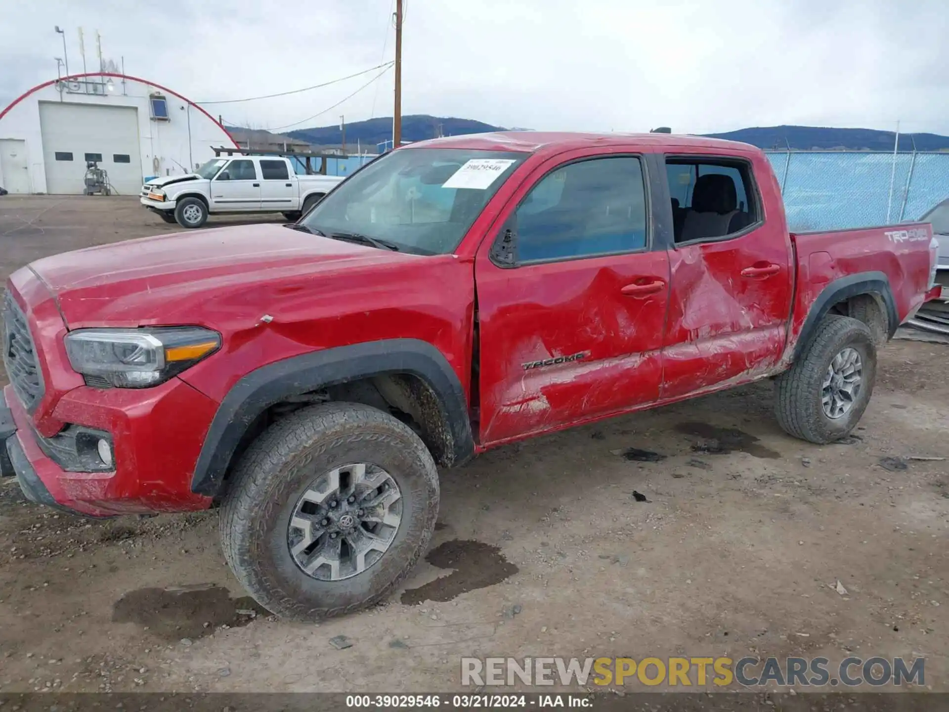 2 Photograph of a damaged car 3TMCZ5ANXNM484452 TOYOTA TACOMA 2022