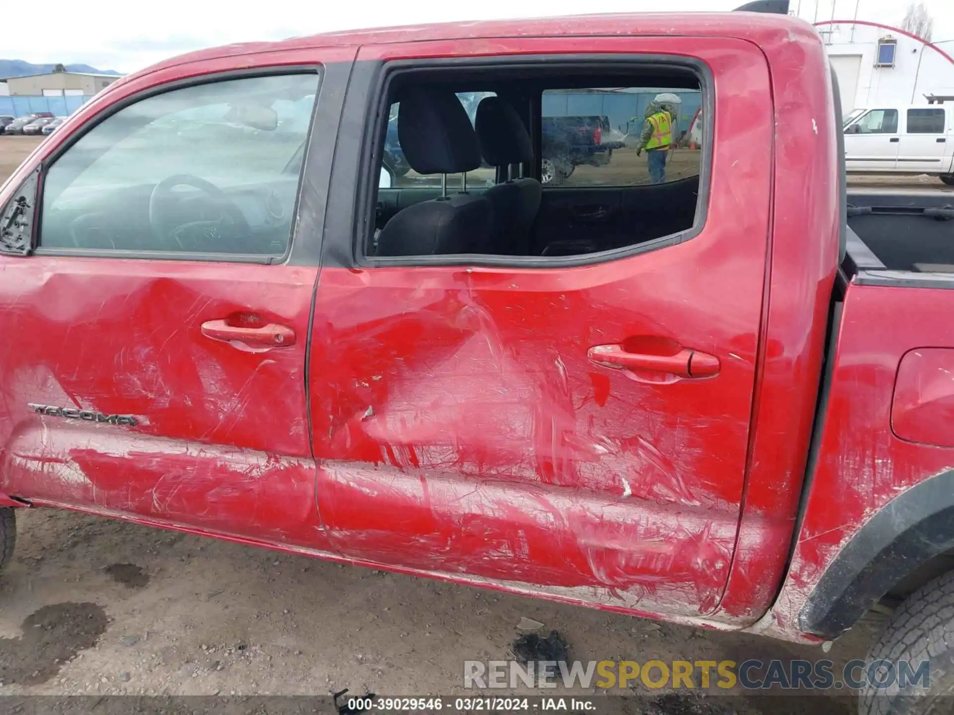 6 Photograph of a damaged car 3TMCZ5ANXNM484452 TOYOTA TACOMA 2022