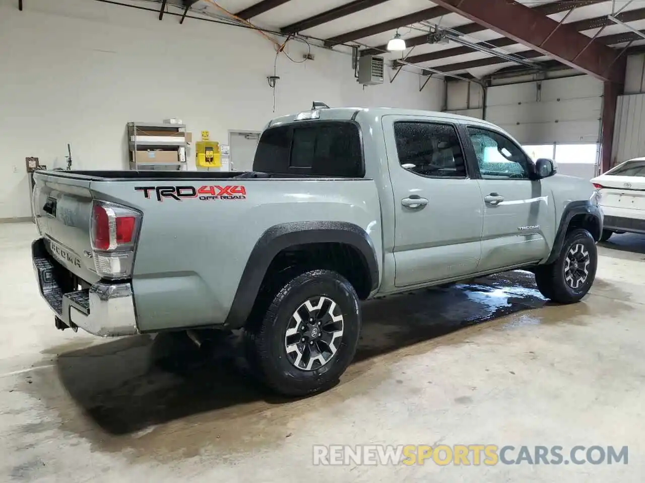 3 Photograph of a damaged car 3TMCZ5ANXNM495421 TOYOTA TACOMA 2022