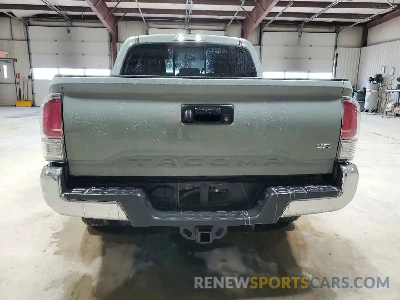 6 Photograph of a damaged car 3TMCZ5ANXNM495421 TOYOTA TACOMA 2022