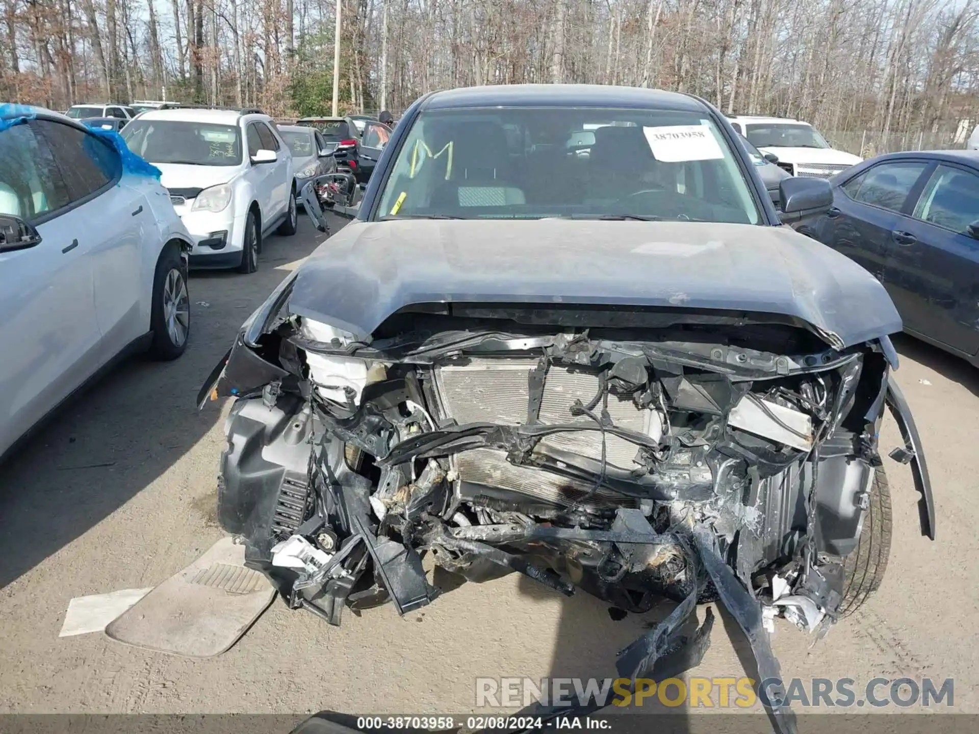 12 Photograph of a damaged car 3TMDZ5BN0NM138879 TOYOTA TACOMA 2022