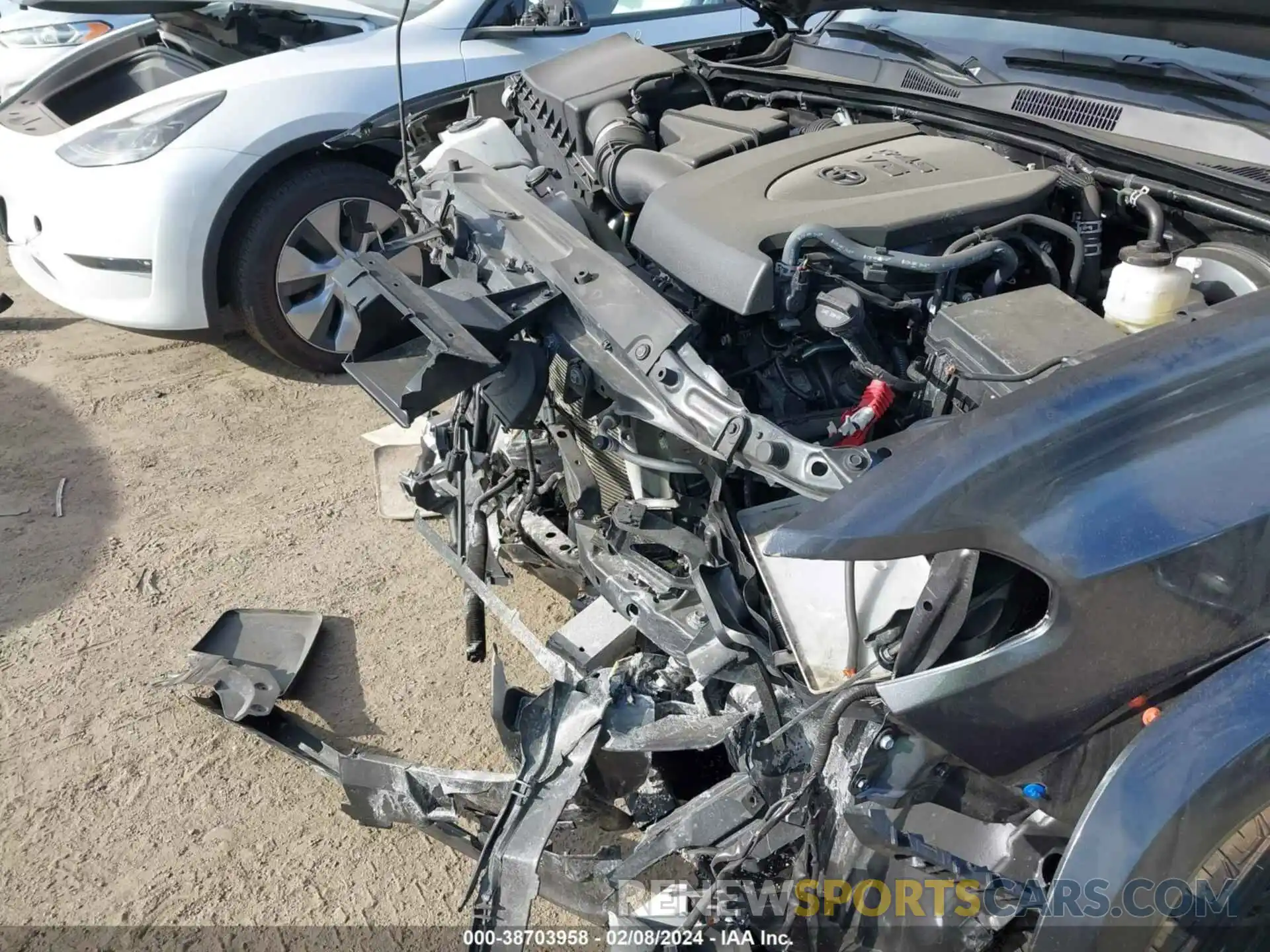 17 Photograph of a damaged car 3TMDZ5BN0NM138879 TOYOTA TACOMA 2022