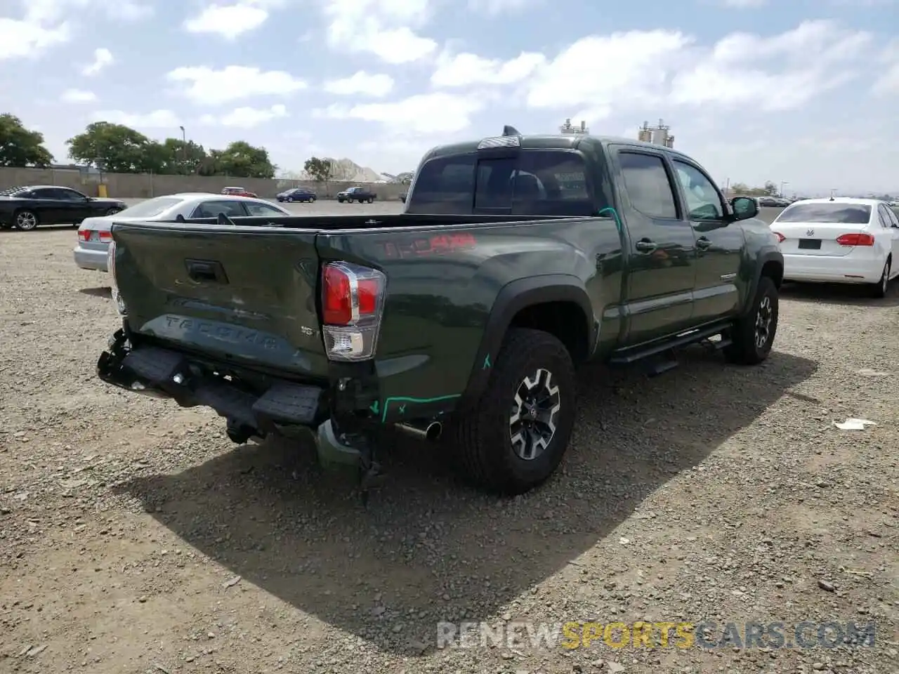 4 Photograph of a damaged car 3TMDZ5BN1NM123579 TOYOTA TACOMA 2022