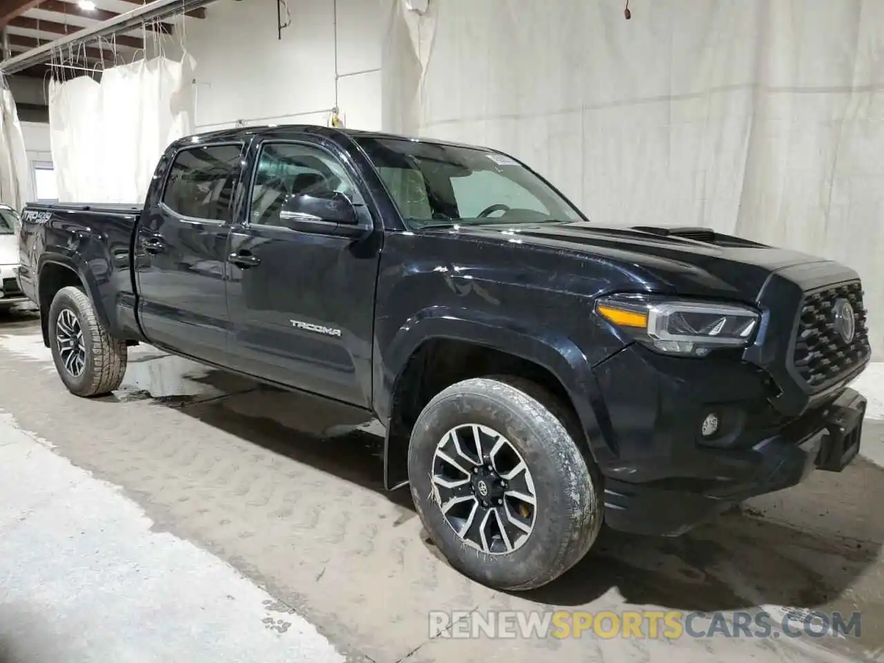 4 Photograph of a damaged car 3TMDZ5BN2NM124482 TOYOTA TACOMA 2022