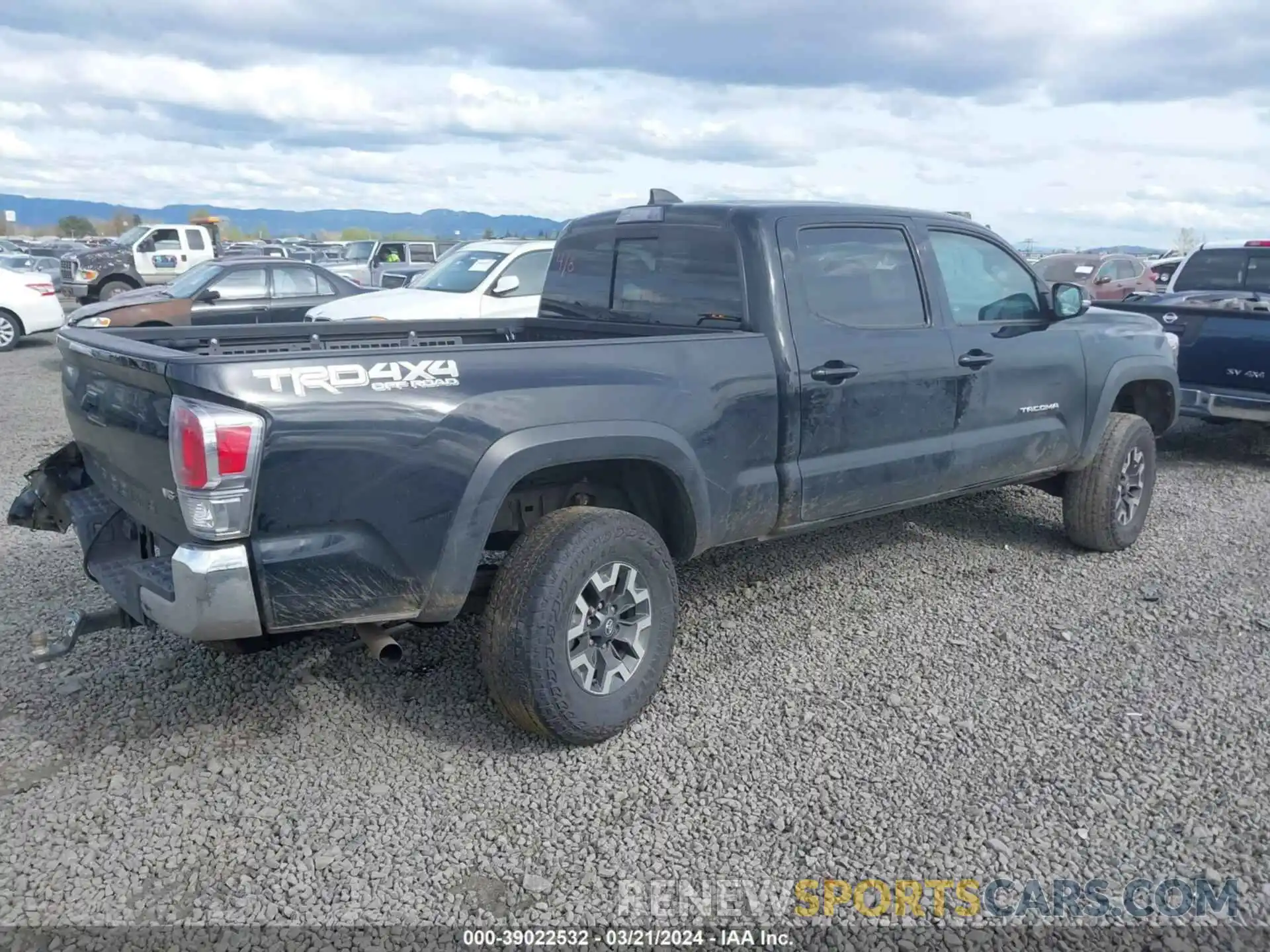 4 Photograph of a damaged car 3TMDZ5BN2NM128970 TOYOTA TACOMA 2022