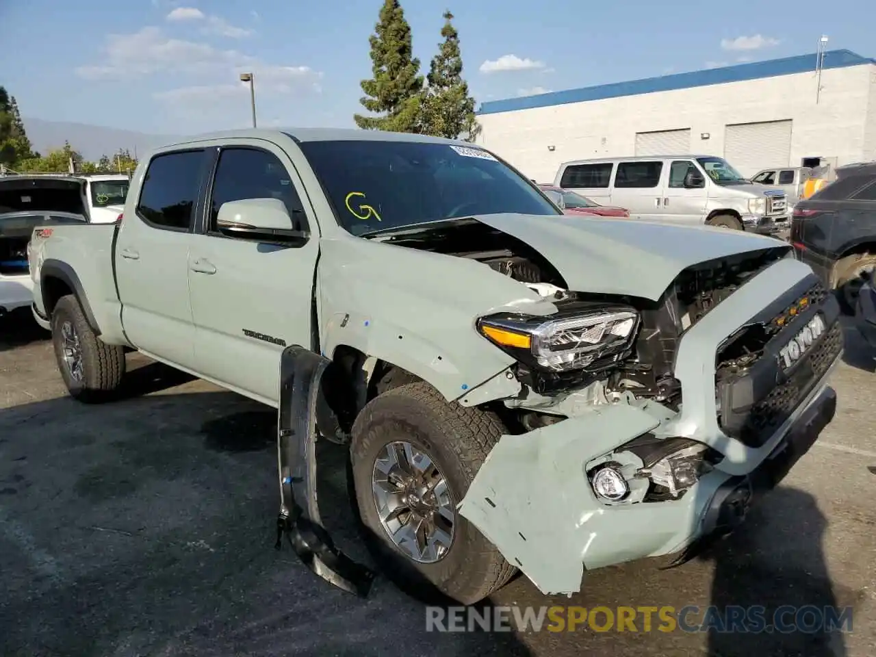 1 Photograph of a damaged car 3TMDZ5BN2NM132971 TOYOTA TACOMA 2022