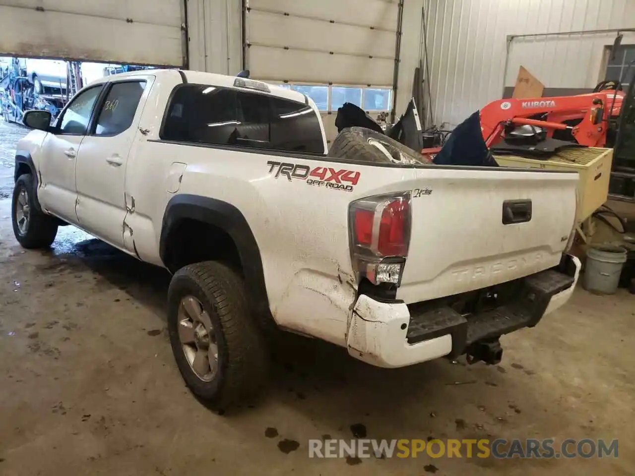 3 Photograph of a damaged car 3TMDZ5BN5NM122354 TOYOTA TACOMA 2022