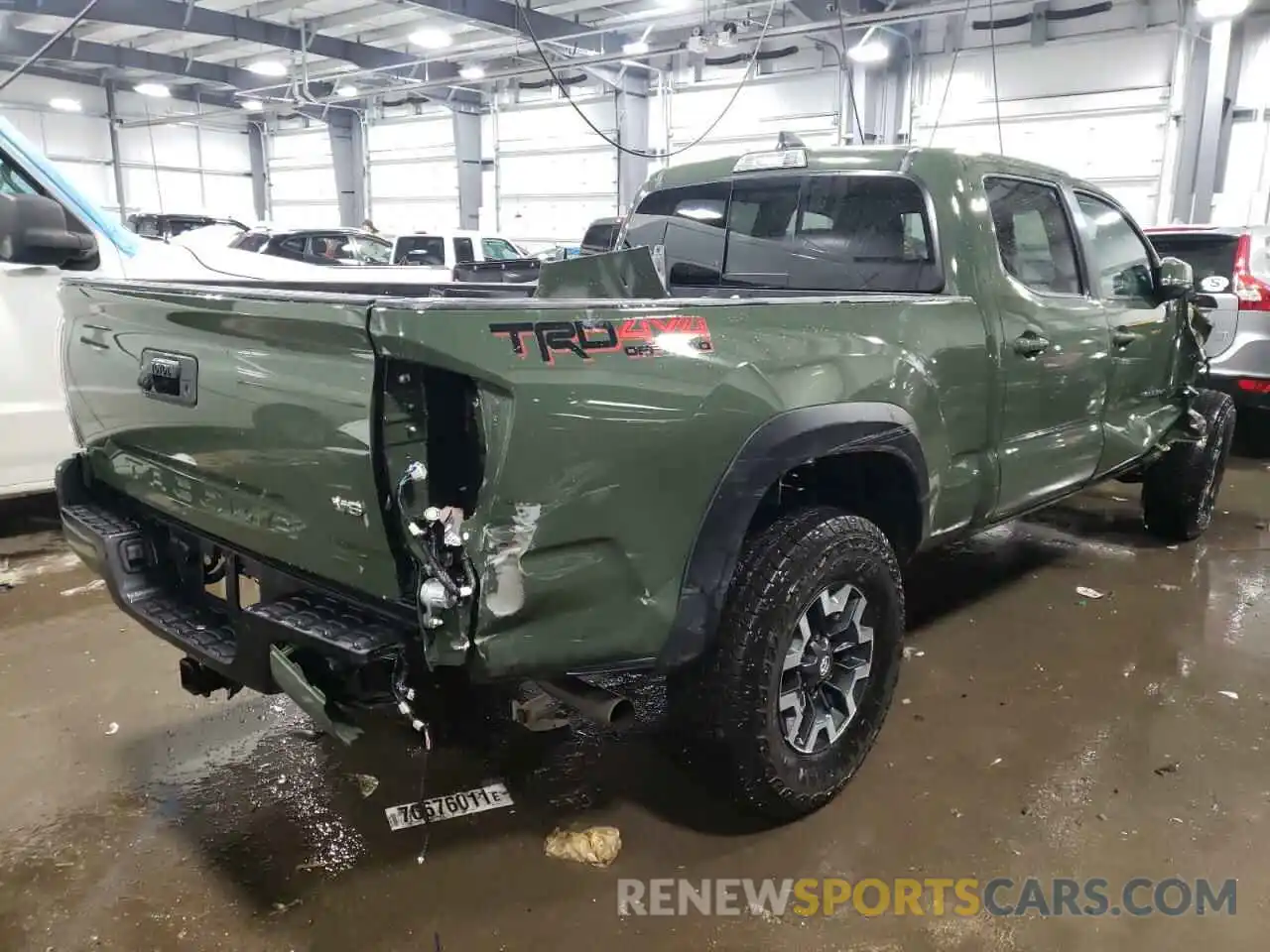 4 Photograph of a damaged car 3TMDZ5BN6NM123366 TOYOTA TACOMA 2022