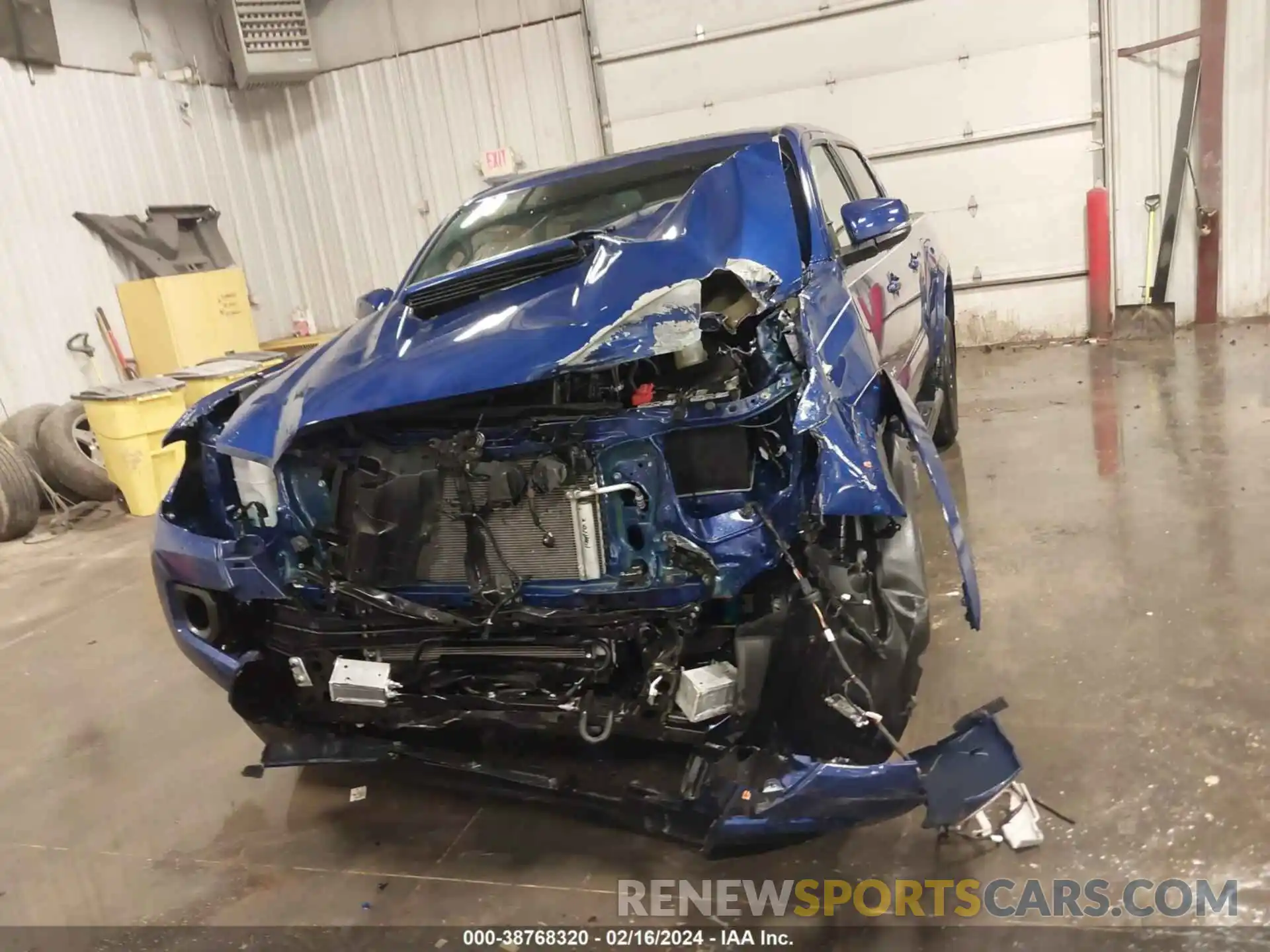 12 Photograph of a damaged car 3TMDZ5BN7NM131637 TOYOTA TACOMA 2022