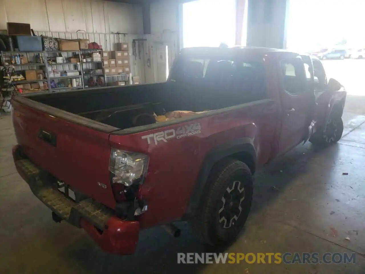 4 Photograph of a damaged car 3TMDZ5BN8NM127290 TOYOTA TACOMA 2022