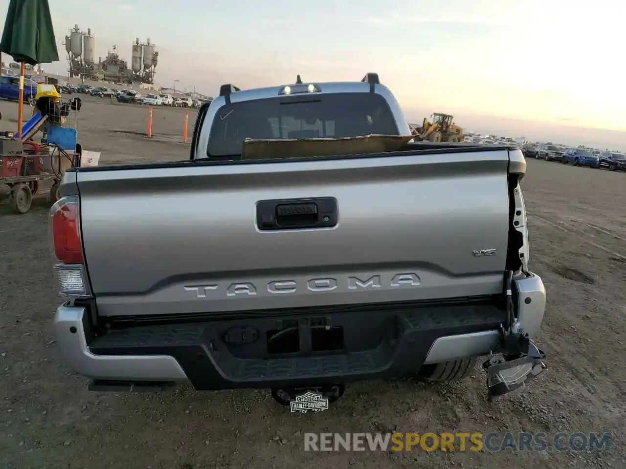 6 Photograph of a damaged car 3TMDZ5BN8NM128004 TOYOTA TACOMA 2022