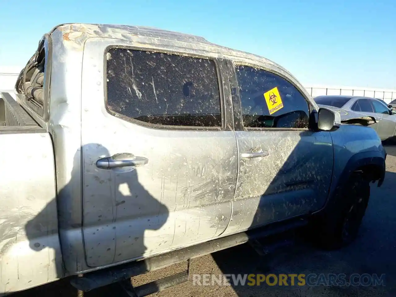 9 Photograph of a damaged car 3TMDZ5BN8NM130707 TOYOTA TACOMA 2022