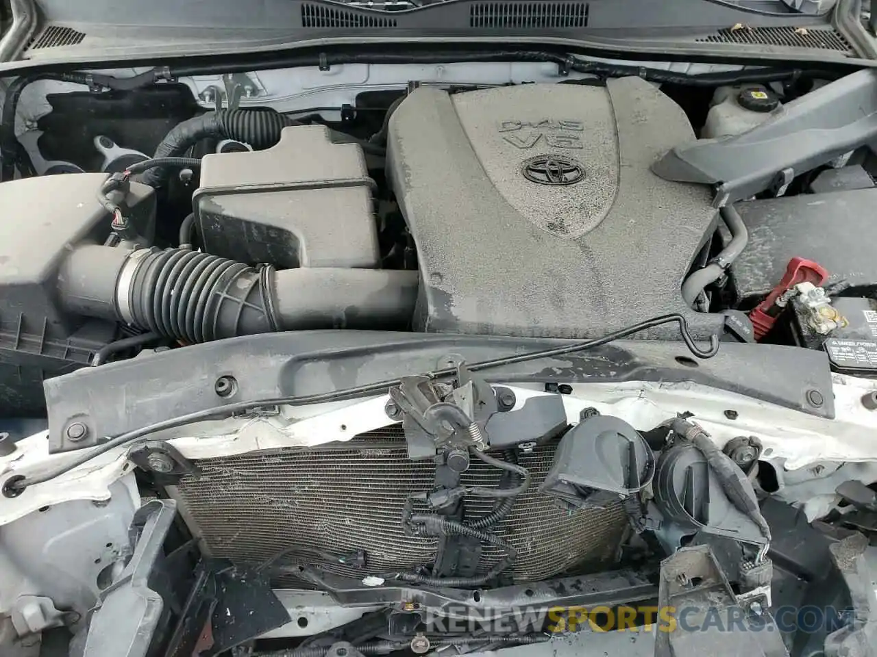 11 Photograph of a damaged car 3TMDZ5BN9NM122552 TOYOTA TACOMA 2022