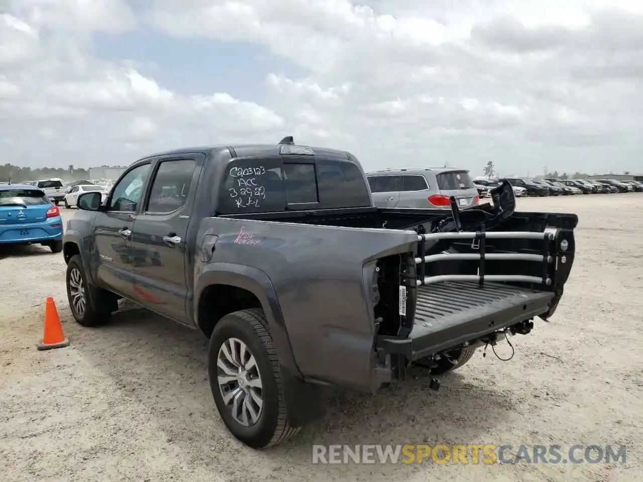 3 Photograph of a damaged car 3TMGZ5AN6NM474440 TOYOTA TACOMA 2022