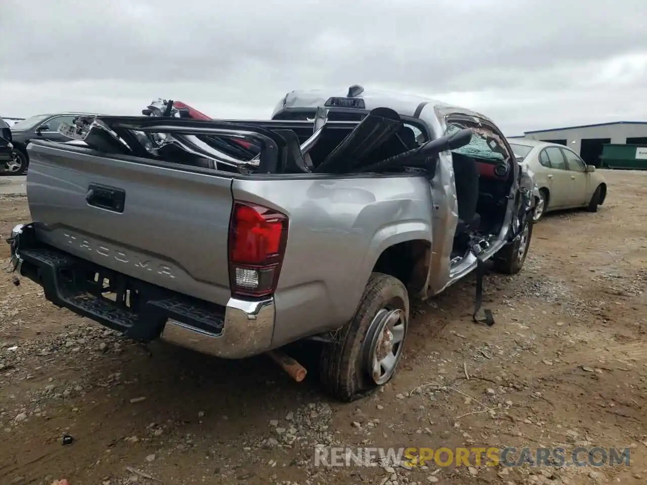 4 Photograph of a damaged car 3TYAX5GN1NT038117 TOYOTA TACOMA 2022