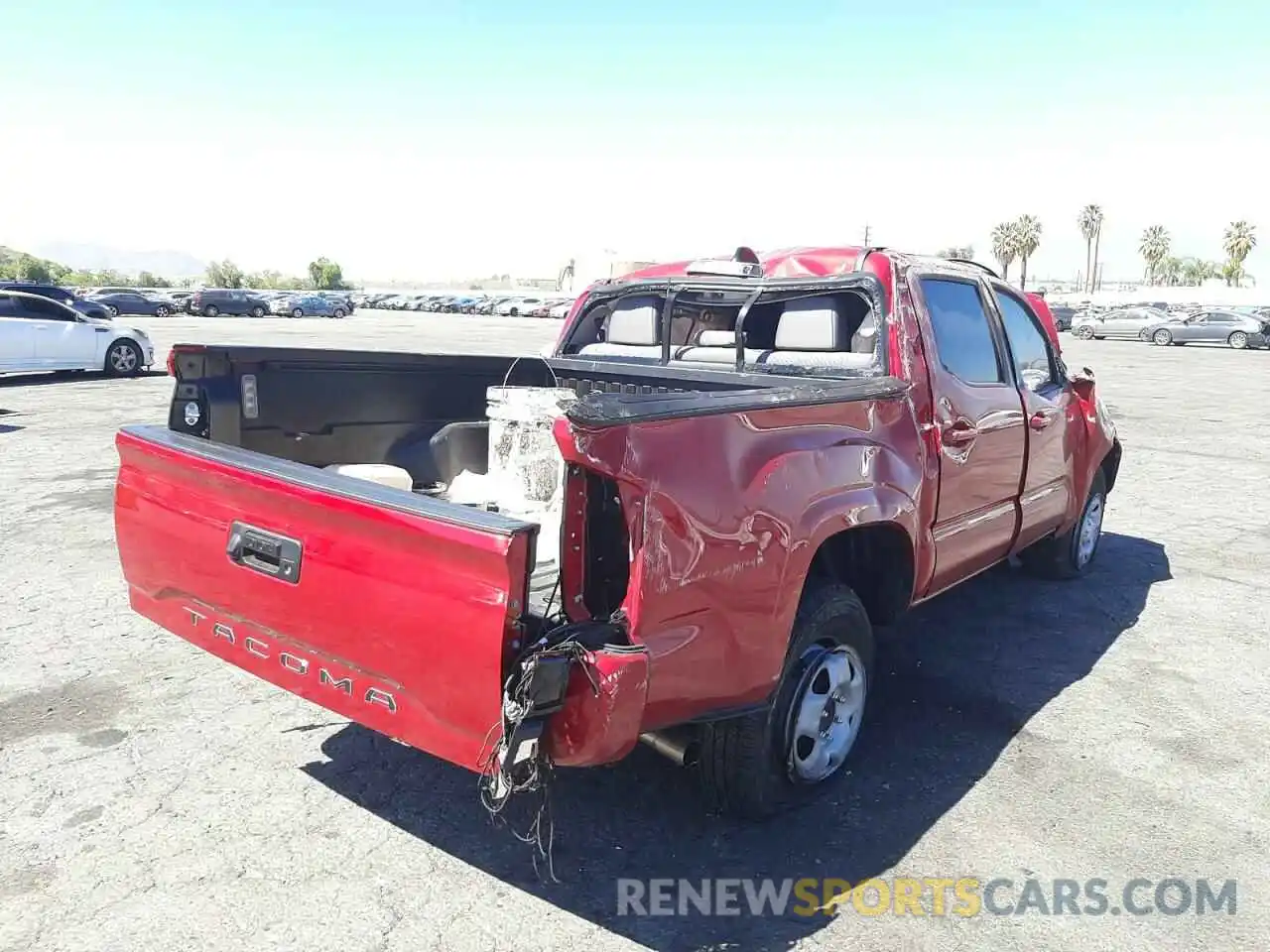 4 Photograph of a damaged car 3TYAX5GN2NT041513 TOYOTA TACOMA 2022