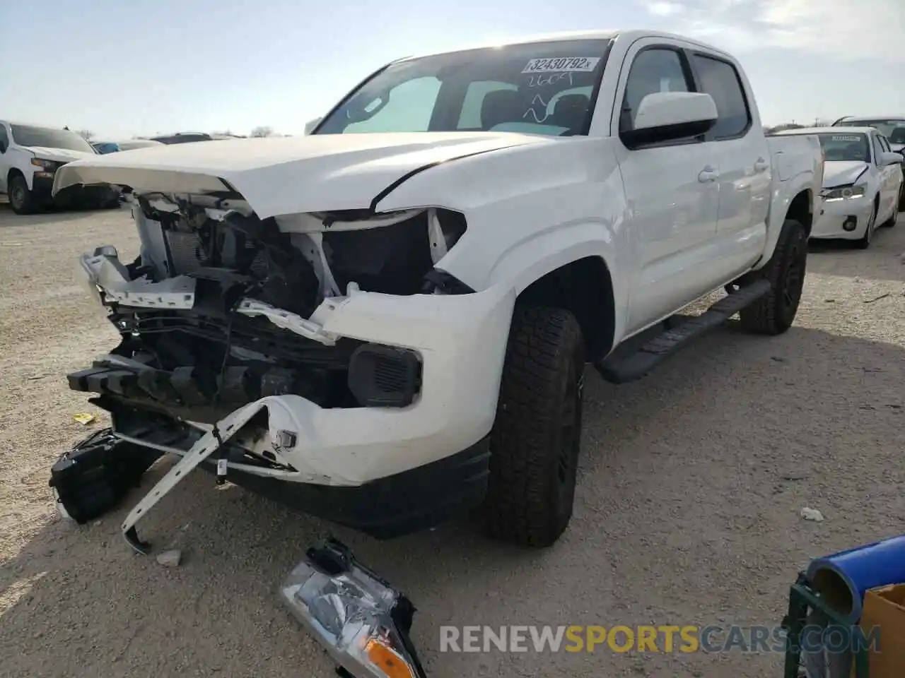 2 Photograph of a damaged car 3TYAX5GN3NT037034 TOYOTA TACOMA 2022