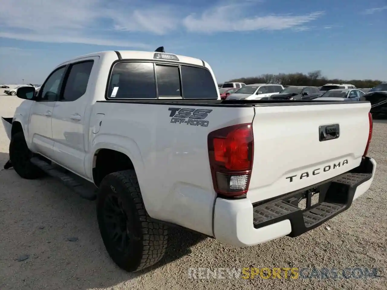 3 Photograph of a damaged car 3TYAX5GN3NT037034 TOYOTA TACOMA 2022