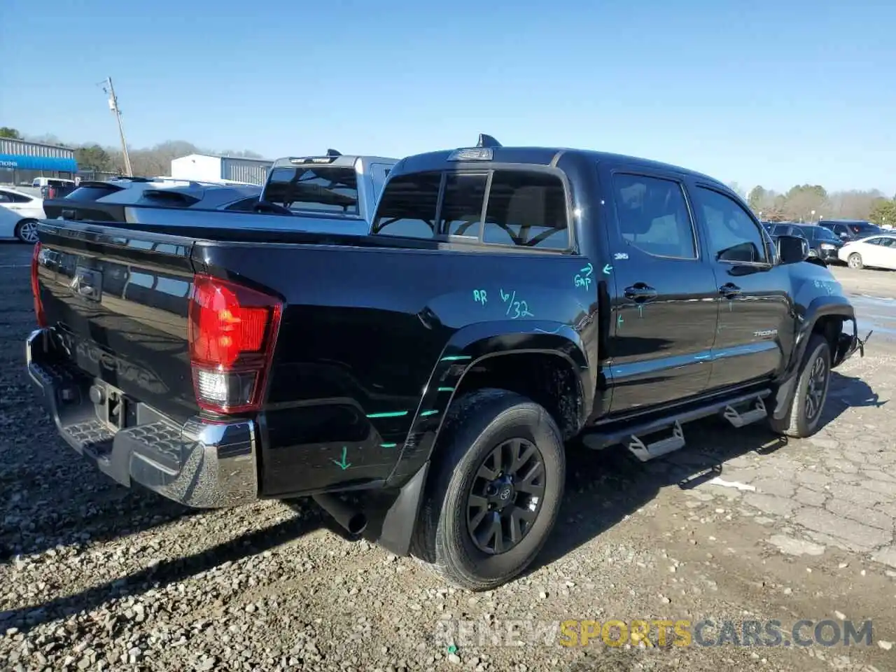 3 Photograph of a damaged car 3TYAX5GN3NT053198 TOYOTA TACOMA 2022