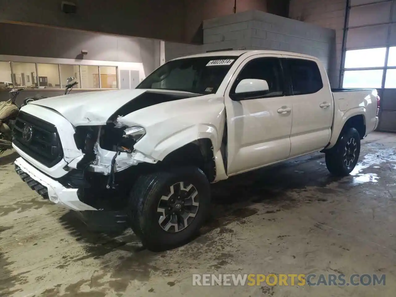 1 Photograph of a damaged car 3TYAX5GN4NT041271 TOYOTA TACOMA 2022