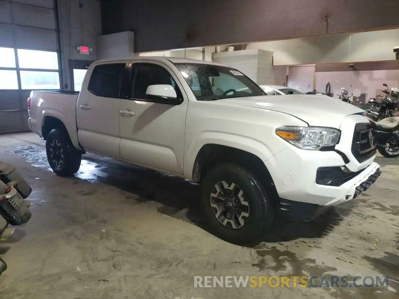 4 Photograph of a damaged car 3TYAX5GN4NT041271 TOYOTA TACOMA 2022