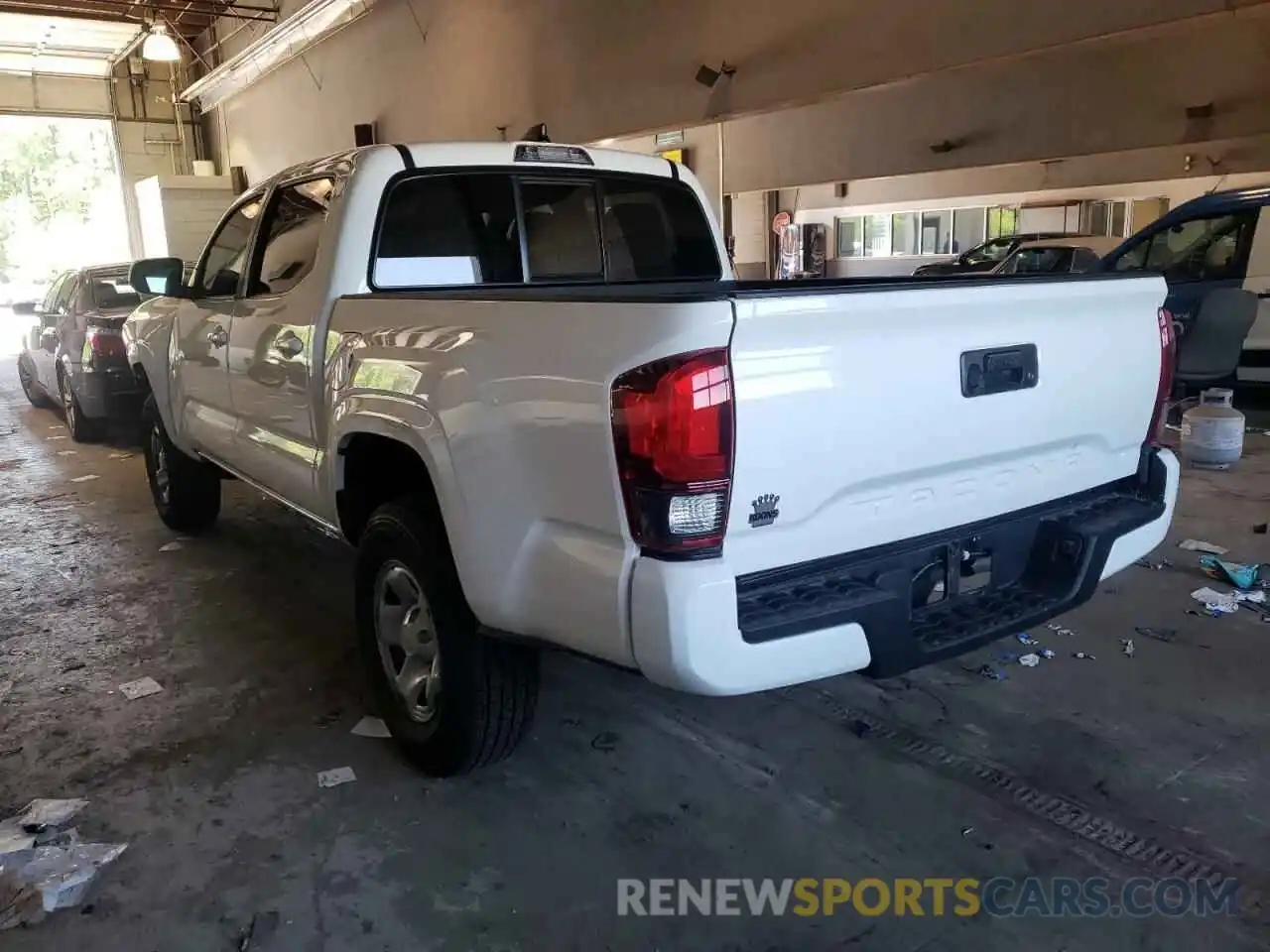 3 Photograph of a damaged car 3TYAX5GN5NT036094 TOYOTA TACOMA 2022