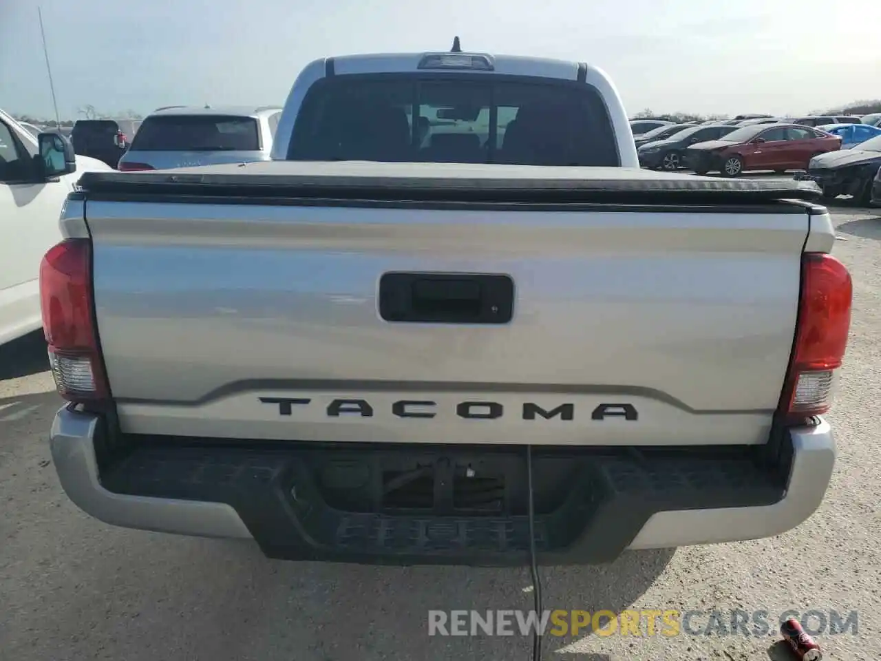 6 Photograph of a damaged car 3TYAX5GN5NT042865 TOYOTA TACOMA 2022