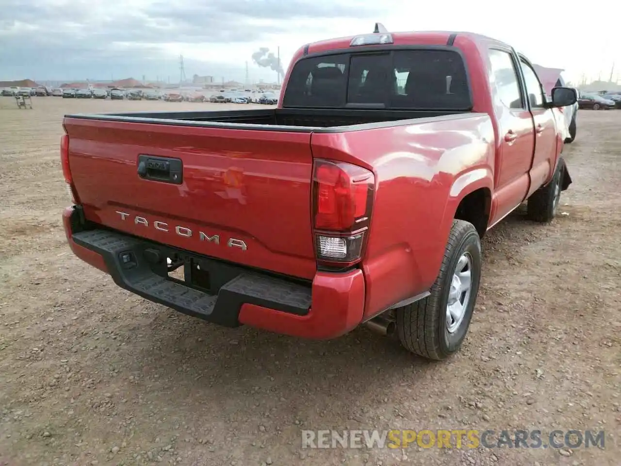 4 Photograph of a damaged car 3TYAX5GN6NT041644 TOYOTA TACOMA 2022