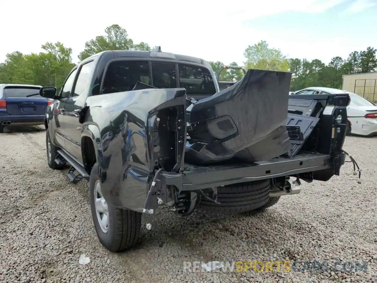 3 Photograph of a damaged car 3TYAX5GN6NT054636 TOYOTA TACOMA 2022