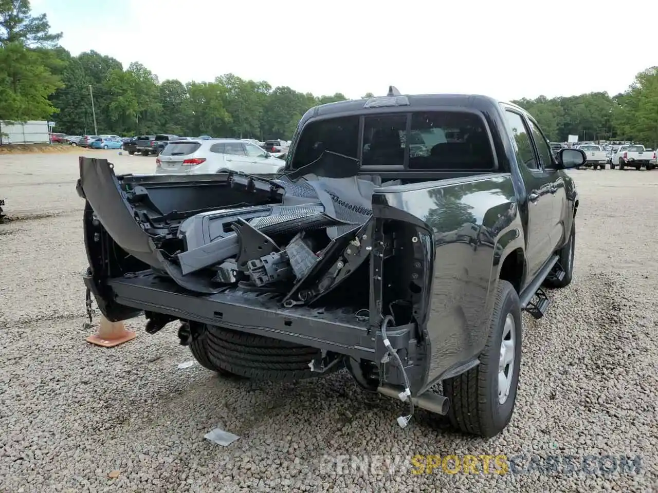 4 Photograph of a damaged car 3TYAX5GN6NT054636 TOYOTA TACOMA 2022