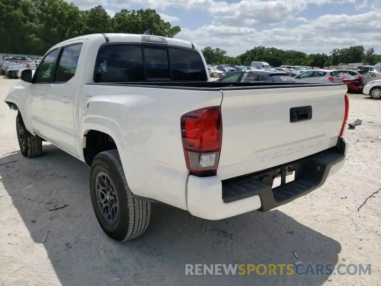 3 Photograph of a damaged car 3TYAX5GN7NT042477 TOYOTA TACOMA 2022