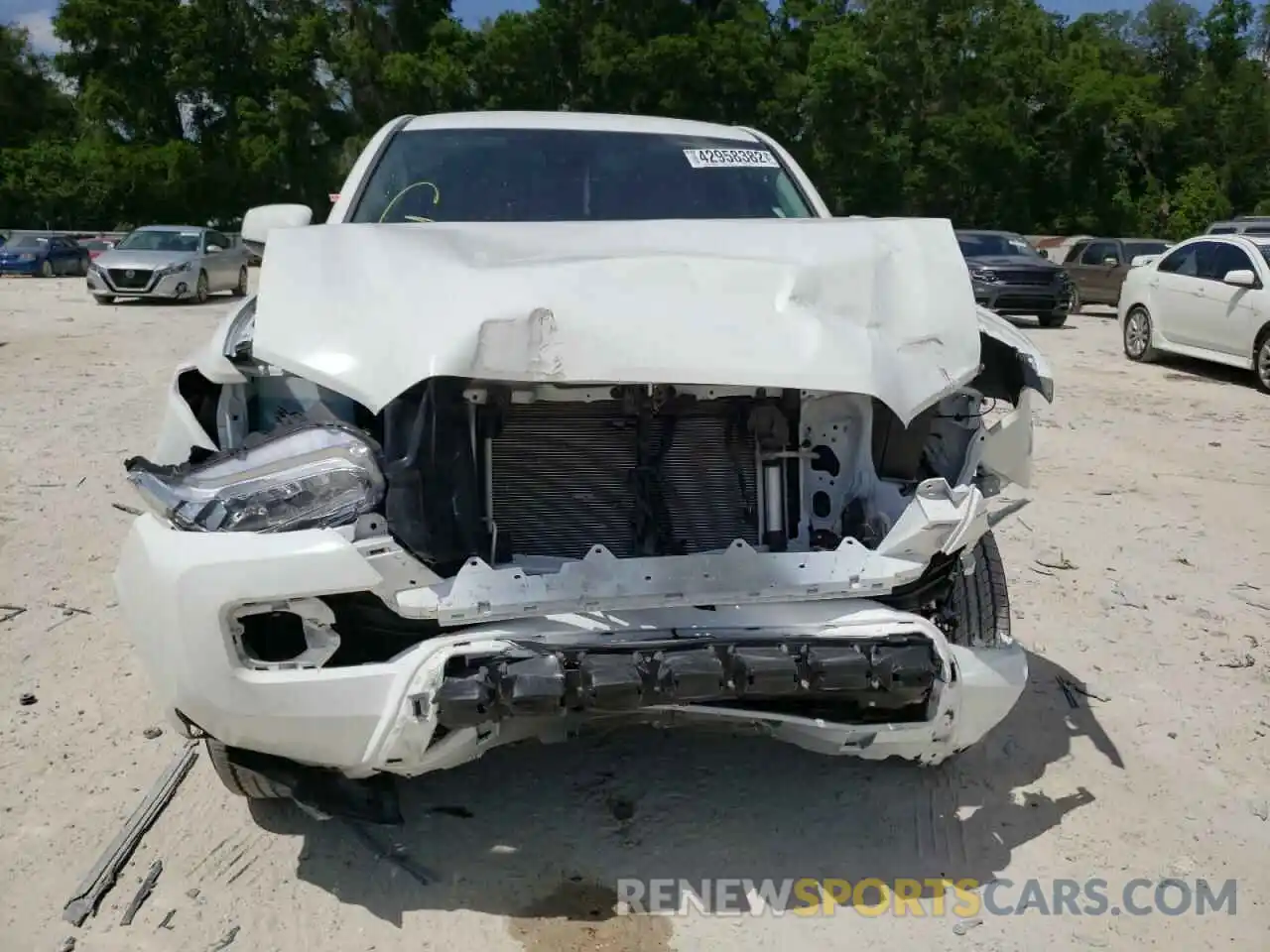 9 Photograph of a damaged car 3TYAX5GN7NT042477 TOYOTA TACOMA 2022