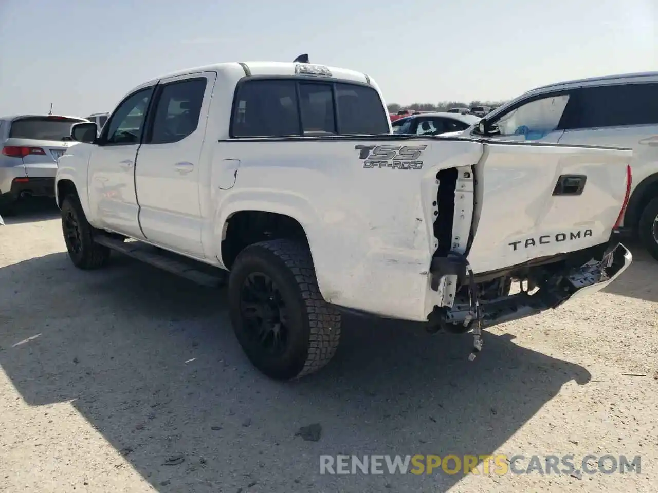 3 Photograph of a damaged car 3TYAX5GN8NT044691 TOYOTA TACOMA 2022