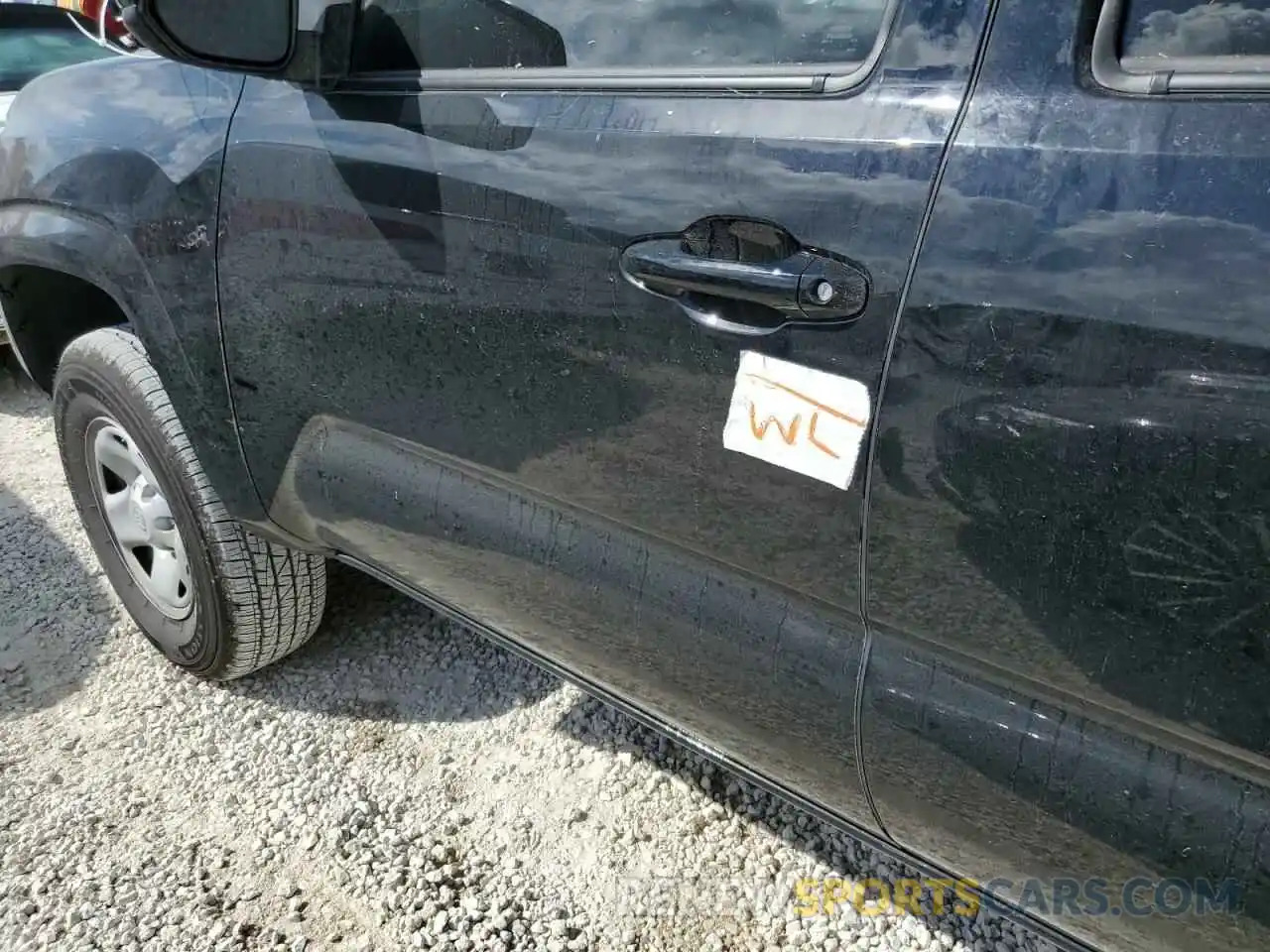 9 Photograph of a damaged car 3TYAX5GN8NT044741 TOYOTA TACOMA 2022